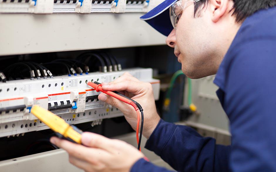 monteur électricien Maurepas